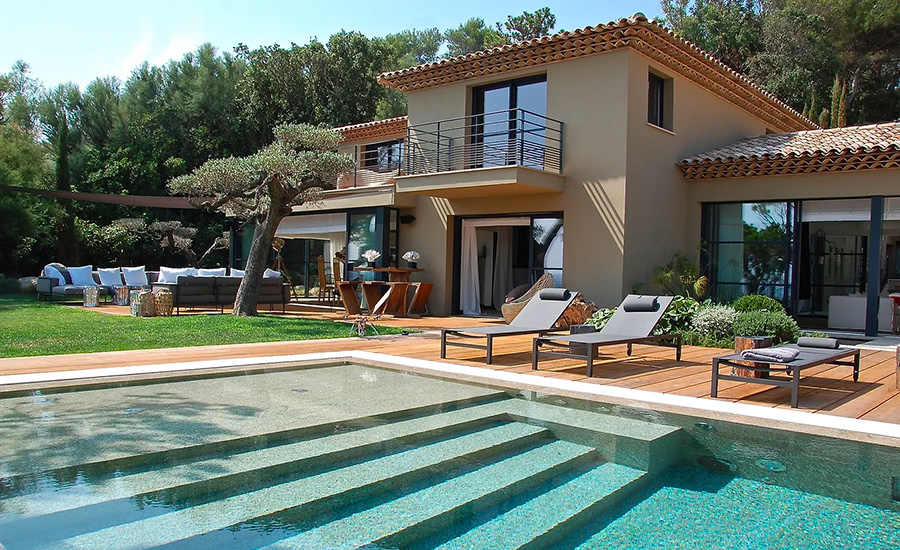 LE ST. TIL KAYA - Ravalement de façades dans le Golfe de Saint-Tropez - VAR 83