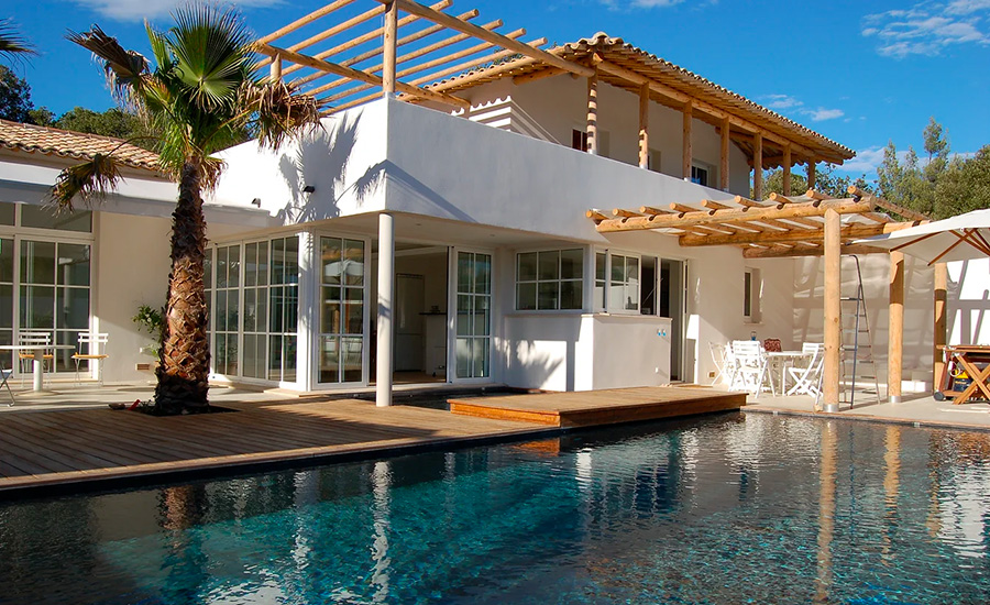 LE ST. TIL KAYA - Ravalement de façades dans le Golfe de Saint-Tropez - VAR 83