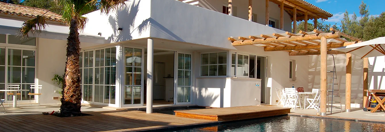 LE ST. TIL KAYA - Ravalement de façades dans le Golfe de Saint-Tropez - VAR 83